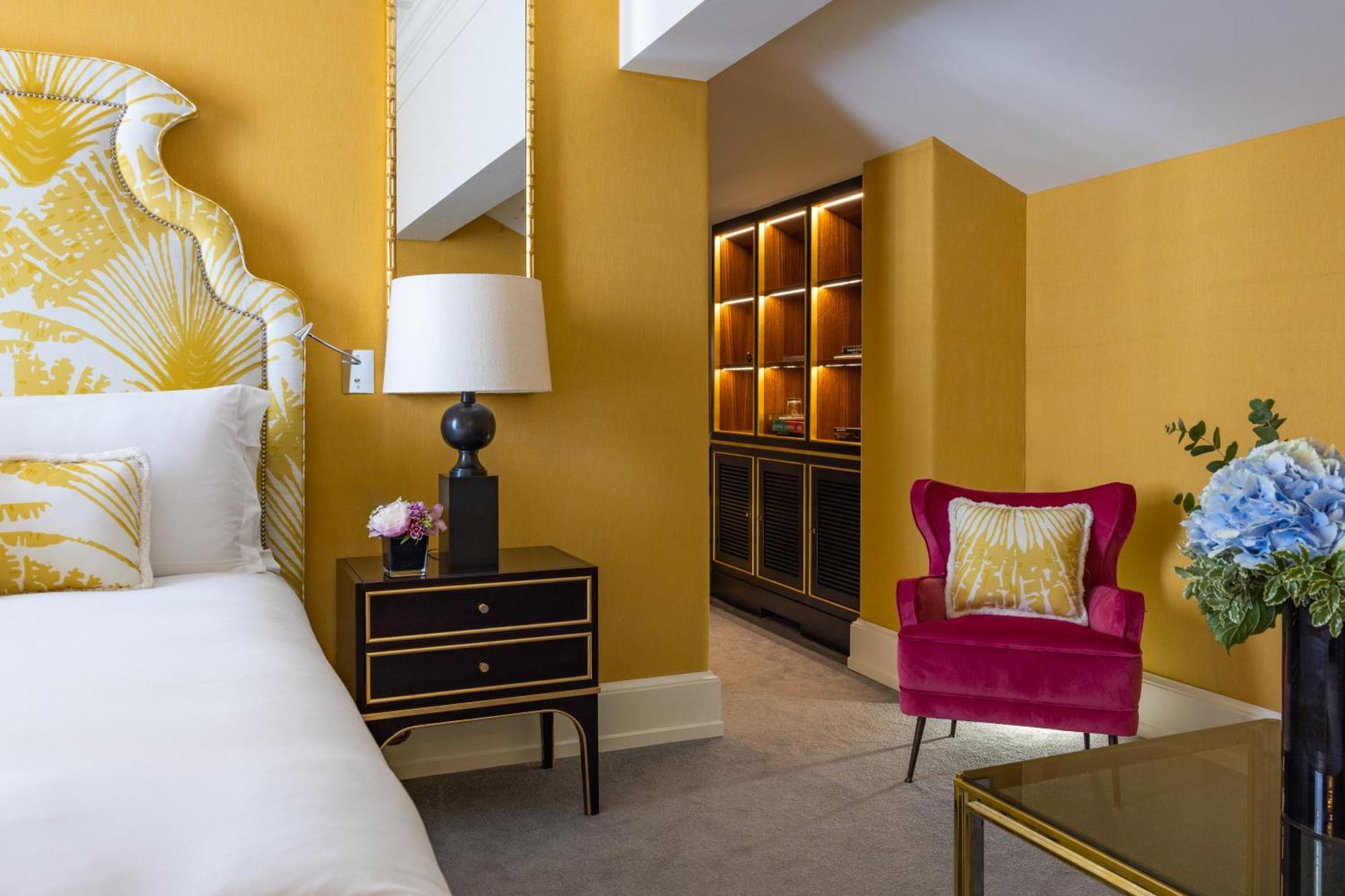Maalot - Small Luxury Of The World Rom